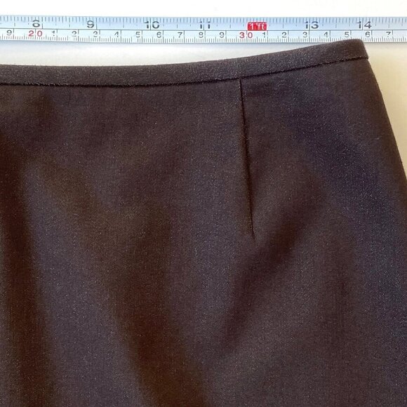 Tahari Brown Pencil Skirt w/ Pleated Hem Size 4 - Picture 8 of 8